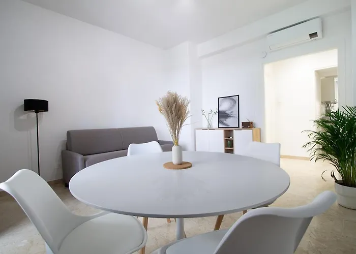 Apartament Domus Pompei - 10' A Piedi Da San Giovanni - Ac, Smart & Wi-fi