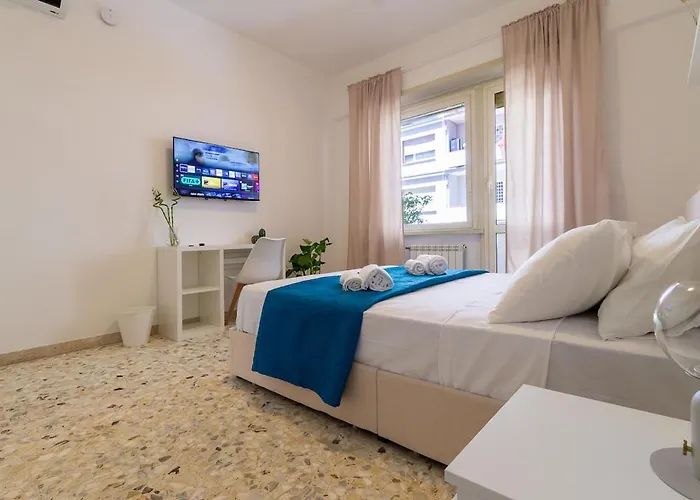 Apartament Domus Pompei - 10' A Piedi Da San Giovanni - Ac, Smart & Wi-fi