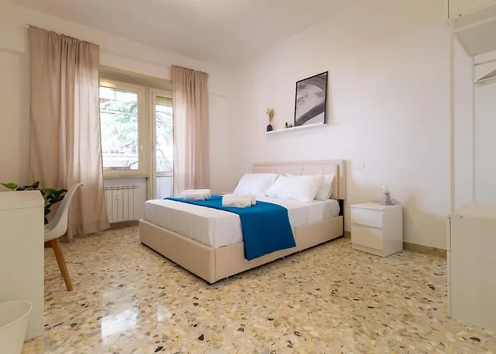 Apartament Domus Pompei - 10' A Piedi Da San Giovanni - Ac, Smart & Wi-fi Rzym