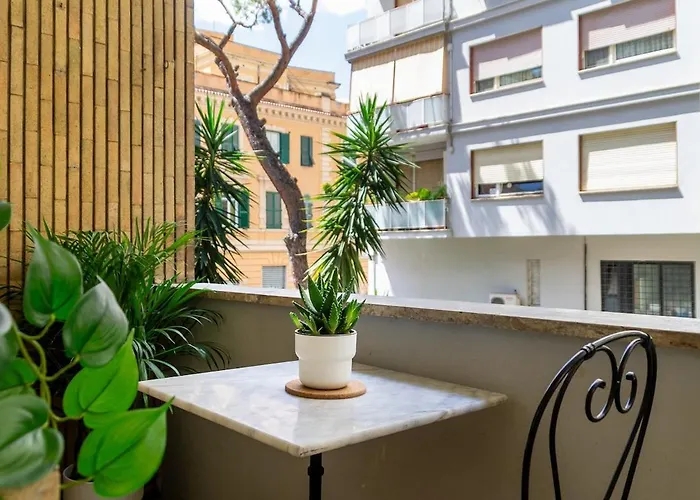 Domus Pompei - 10' A Piedi Da San Giovanni - Ac, Smart & Wi-fi Apartament *